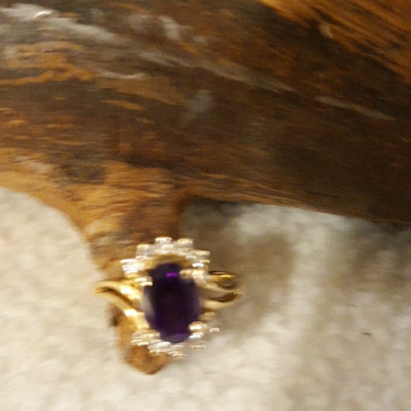 Ring - Picture 2 of 8